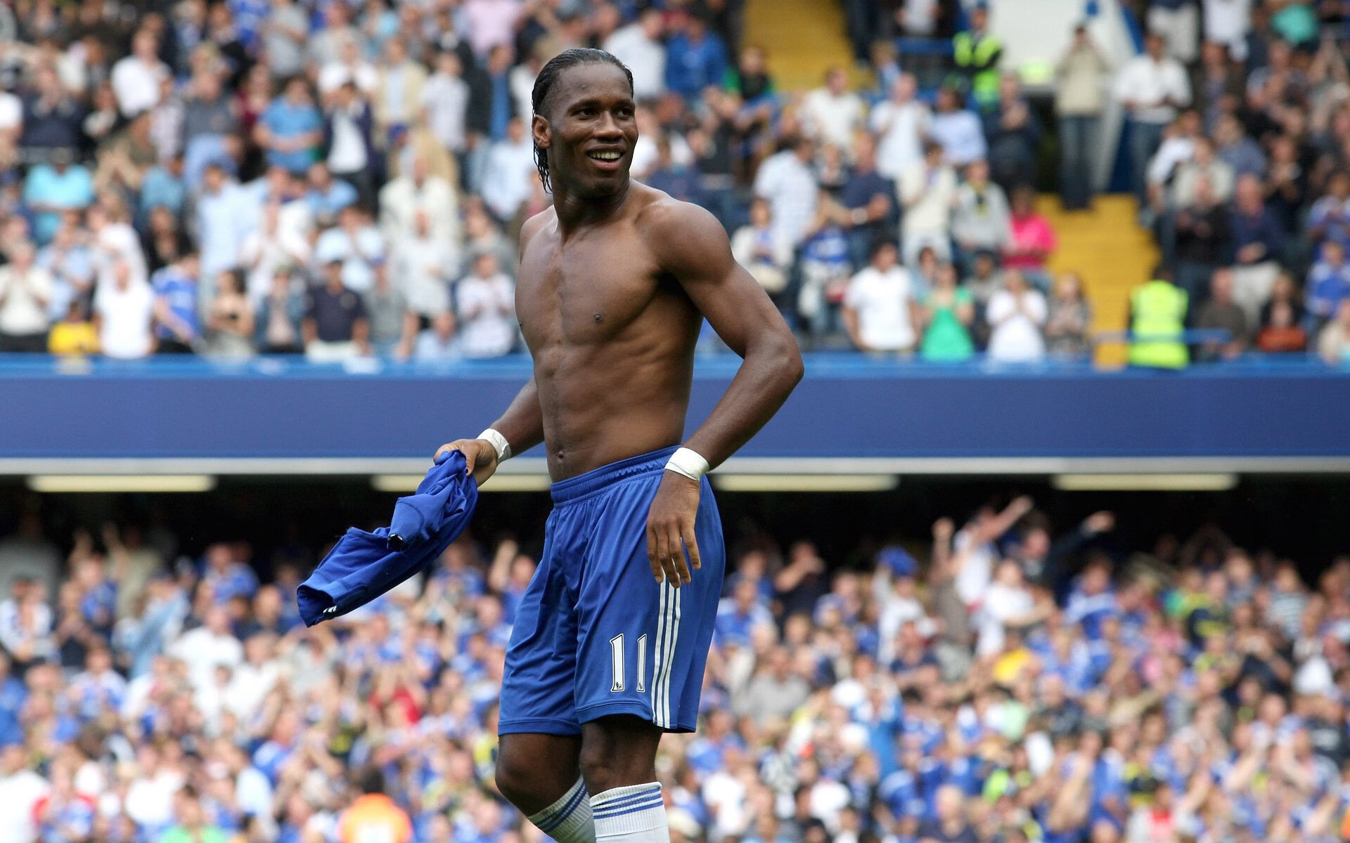 《新秀出击：年轻力量引领电竞新潮流》，新秀啥意思